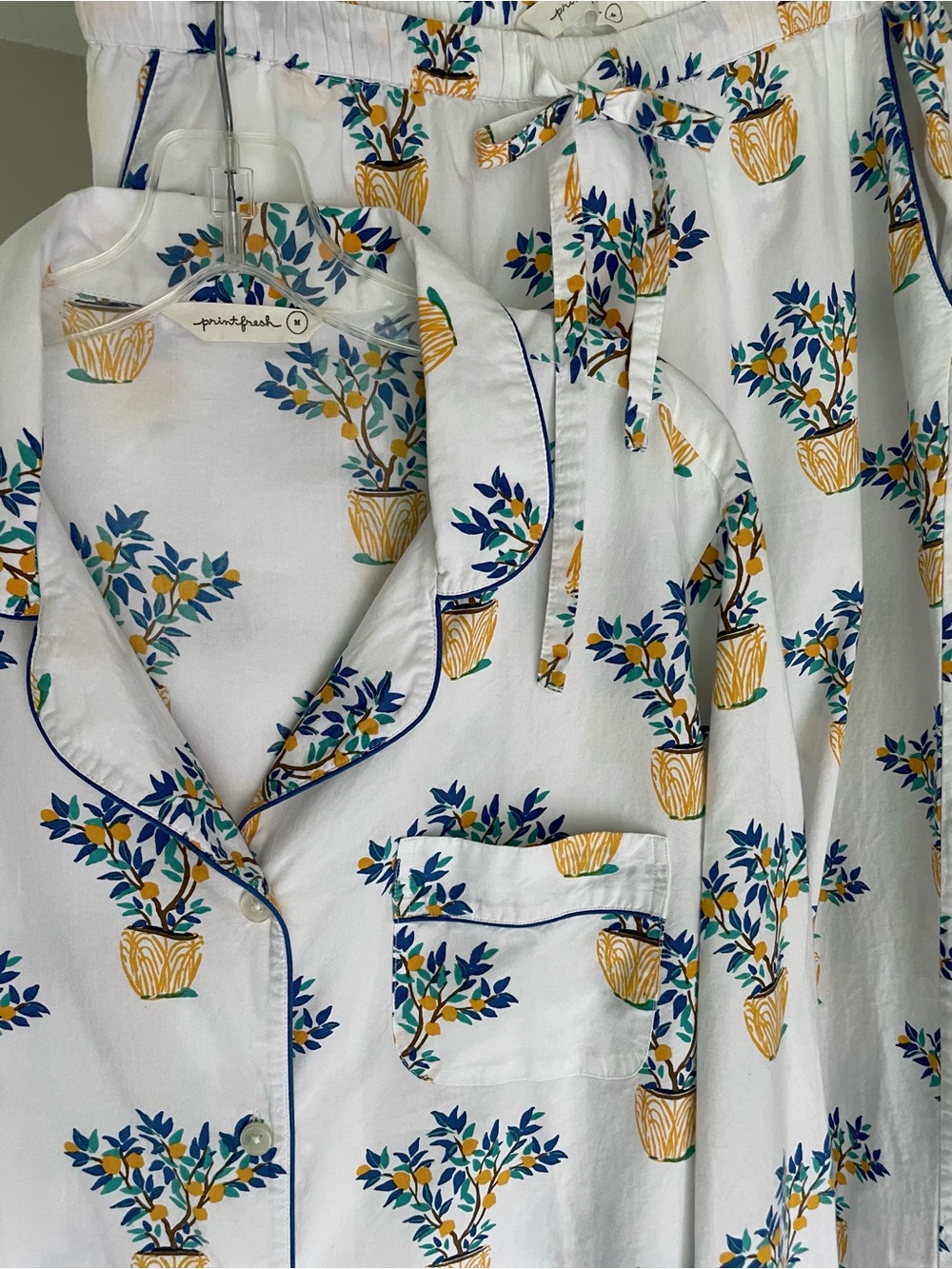 Printfesh Pajamas M Button Top Pants Lemon Tree Potted Plant Print 2 Piece SET - Picture 2 of 16